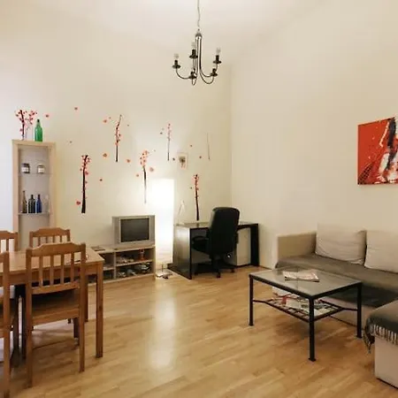 Center Of The City, - It's Only Yours, With Two Bedrooms, 1 Price For 3 Lejlighed *